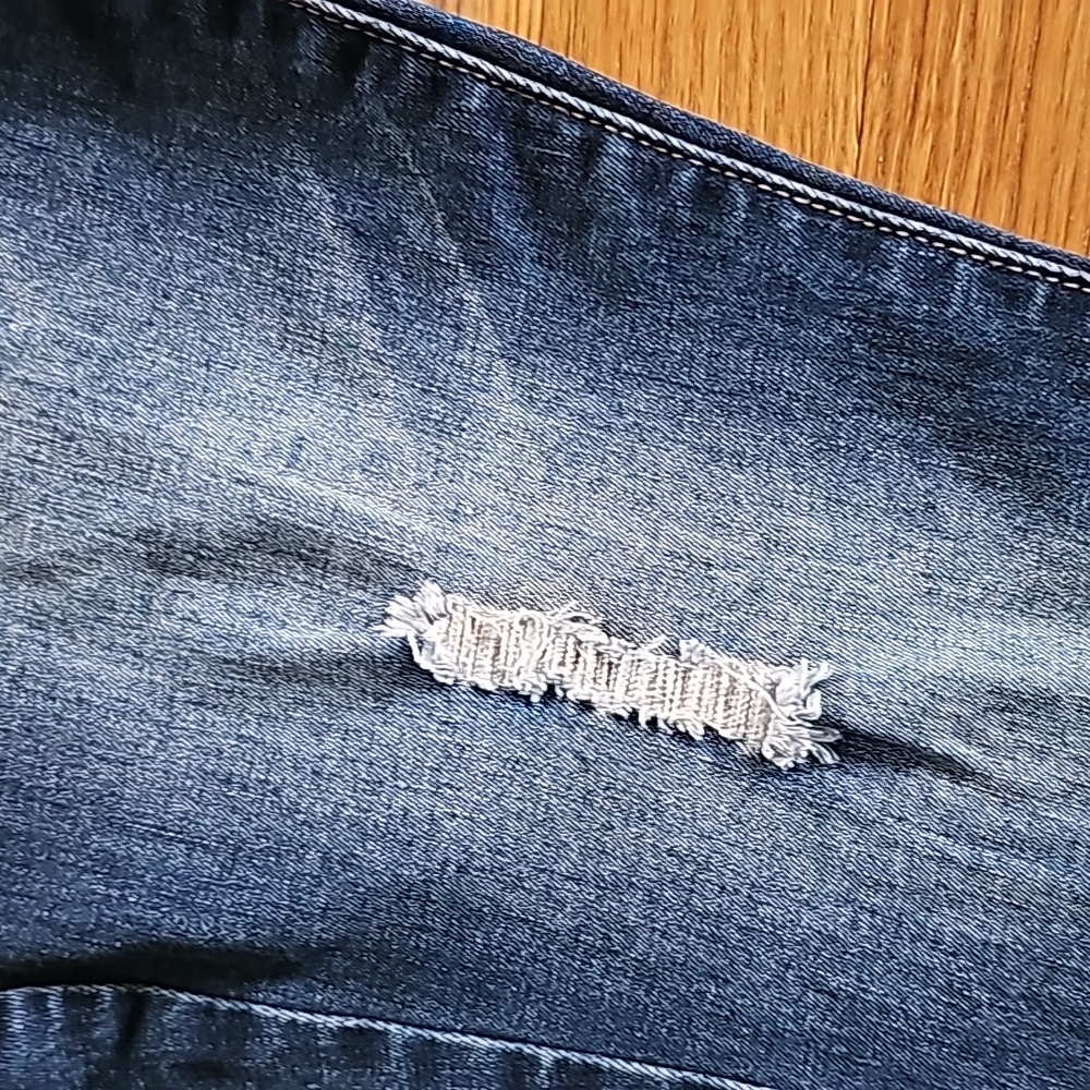 YMI Curvy Fit High Rise Stretch Jeans Womens Size 28" Waist X 28-1/2" Inseam - Picture 6 of 15